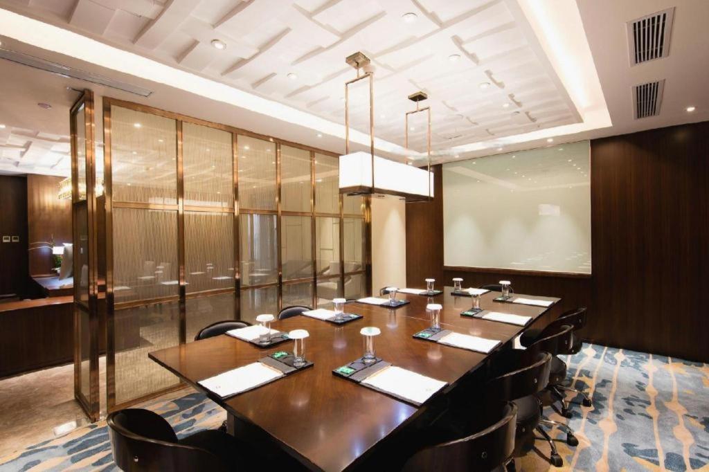 The Qube Hotel Jingzhou Εξωτερικό φωτογραφία
