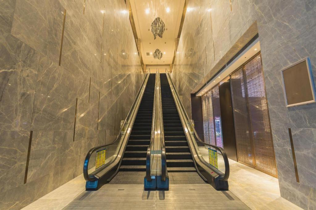The Qube Hotel Jingzhou Εξωτερικό φωτογραφία