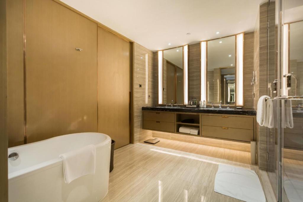 The Qube Hotel Jingzhou Εξωτερικό φωτογραφία